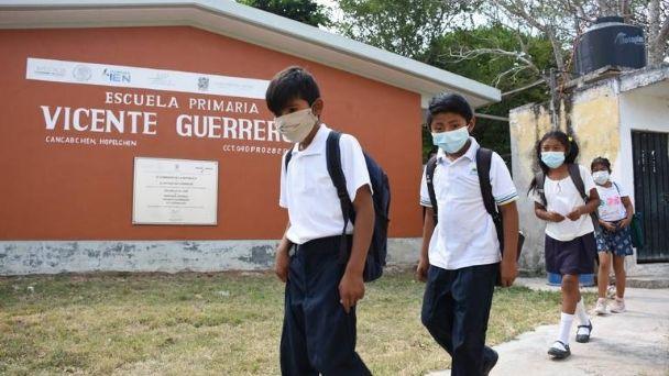 Este lunes regresarán a clases más de 267 mil estudiantes de Campeche
