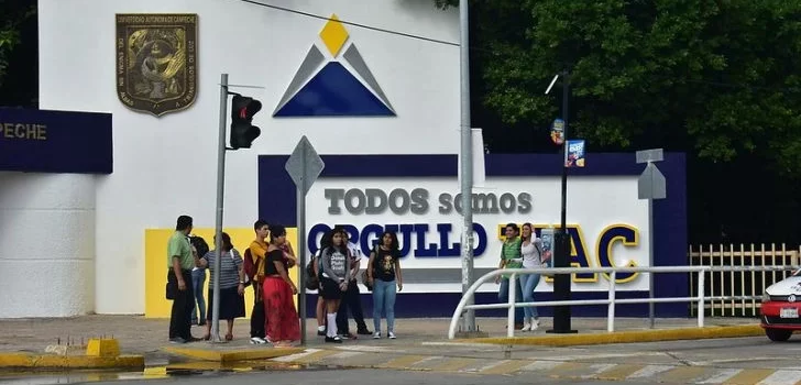 Universidad Autónoma de Campeche amenazan con huelga