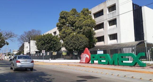 Blindan hospital de Pemex en Carmen por amenazas al personal médico