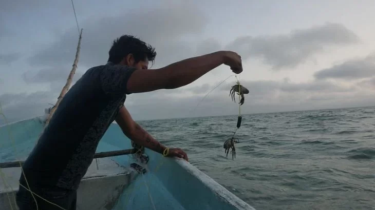 Pescadores exigen a Pemex resarcir daños por derrames en Sonda de Campeche