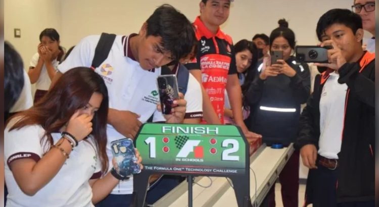 Conalep Campeche va a Singapur por final del Mundial del Desafío Tecnológico F1