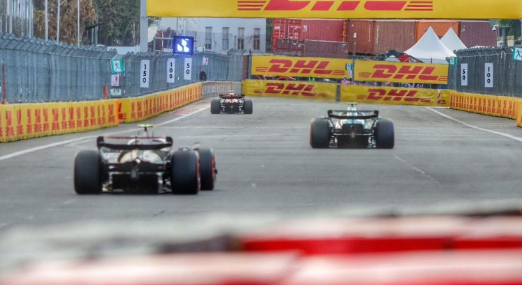 Leclerc ganó la pole, Checo saldrá quinto en el GP México
