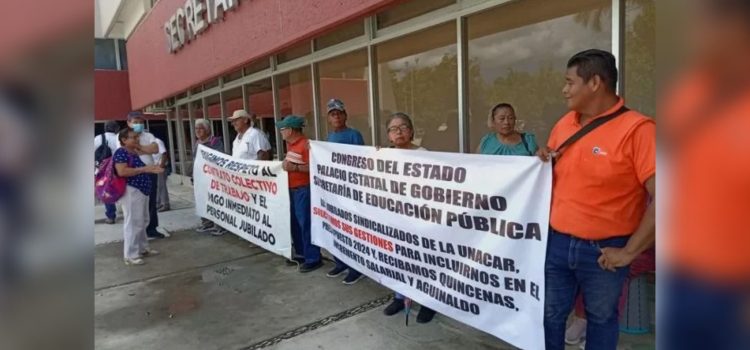 Jubilados de la Unacar proponen reducir funcionarios y salarios de la institución