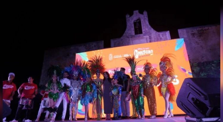 Presentan cartelera de Carnaval de Campeche 2024