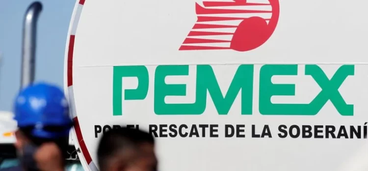 Pescadores de Atasta alistan denuncia contra Pemex por contaminación