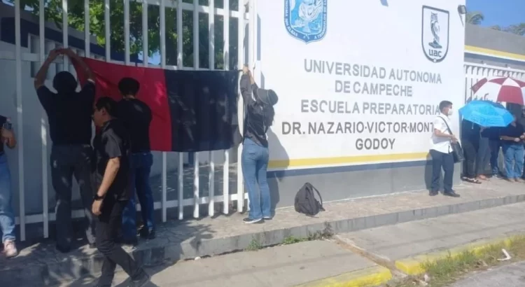 Estalla huelga contra la Universidad Autónoma Campeche; es la primera de su historia