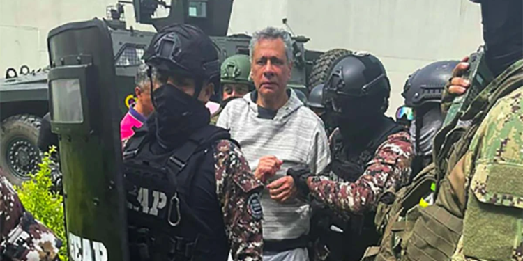 Ingresan al exvicepresidente de Ecuador a «La Roca»