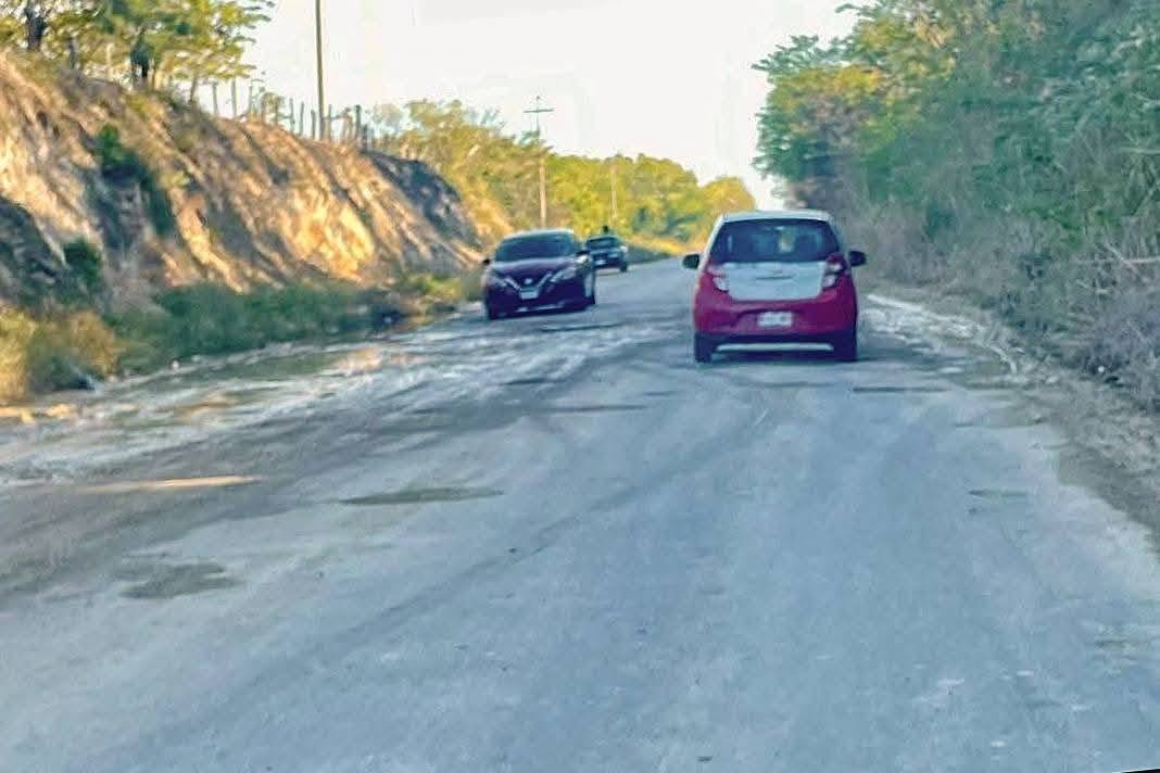 División del Norte en Escárcega denuncia abandono total: sin agua y caminos intransitables