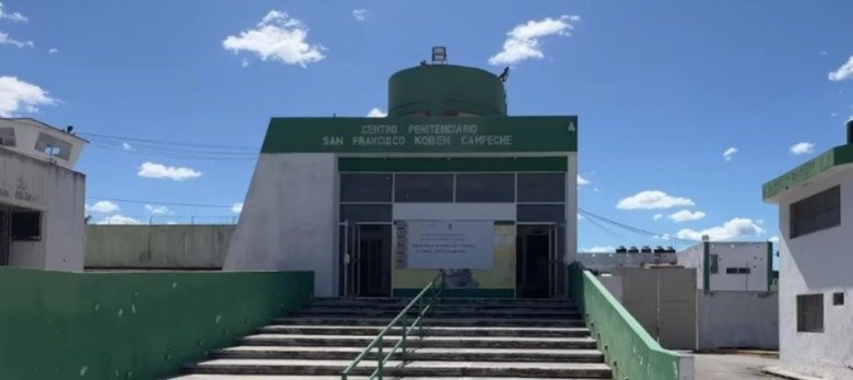 Decomisan celulares, drogas y armas hechizas en cateo al penal de Kobén