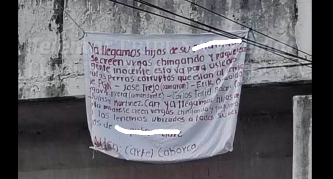 Narcomantas con amenazas a policías alertan al norte de Campeche