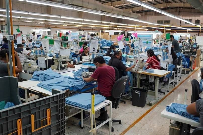 En riesgo mil 100 empleos por cierres y despidos de Grupo Karim’s
